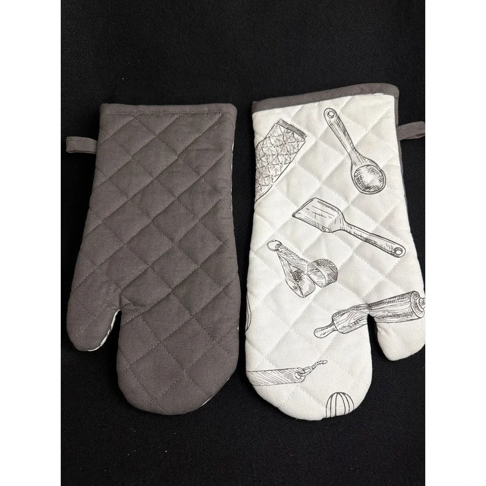 Grandma's Kitchen‎ Oven Mitt Set 100% Cotton Grey White Baking Tool Print 2pc